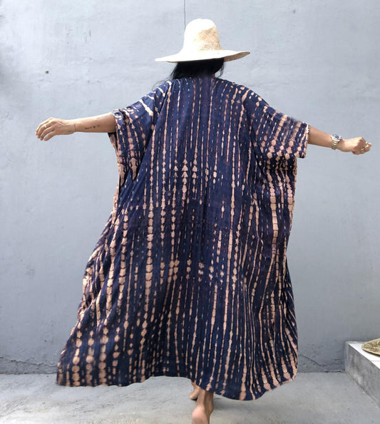 Vestido Kimono Azul Largo con Cinturón Bohemio