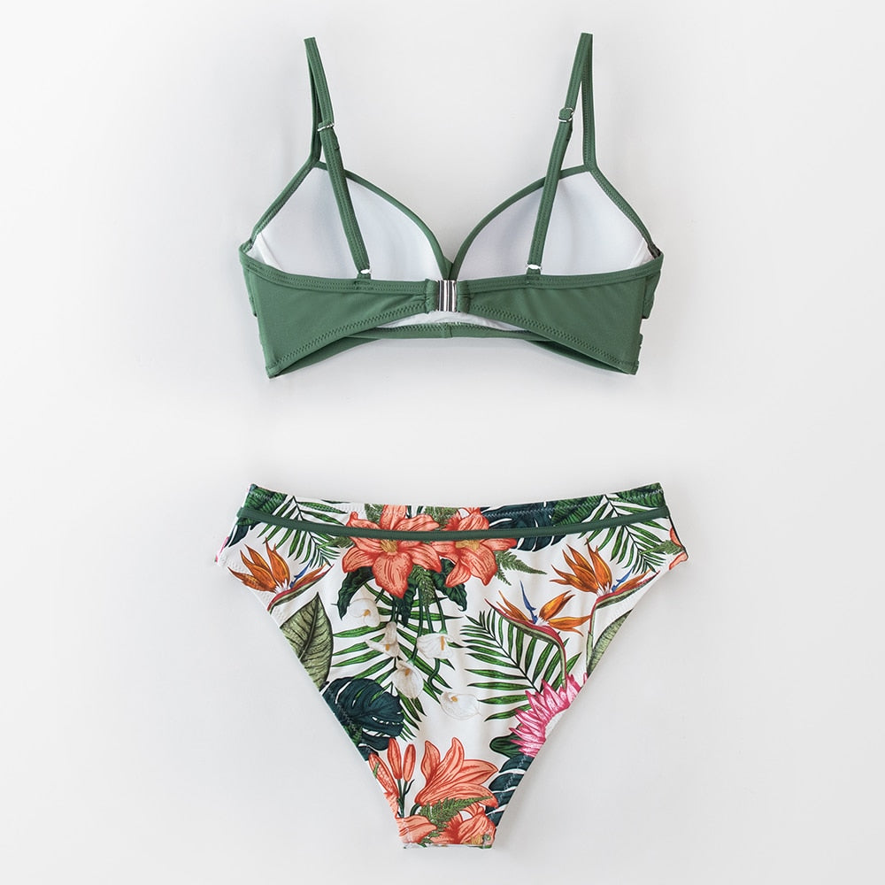 Bikini Floral y Escote Cruzado Cabali - Cintura Media