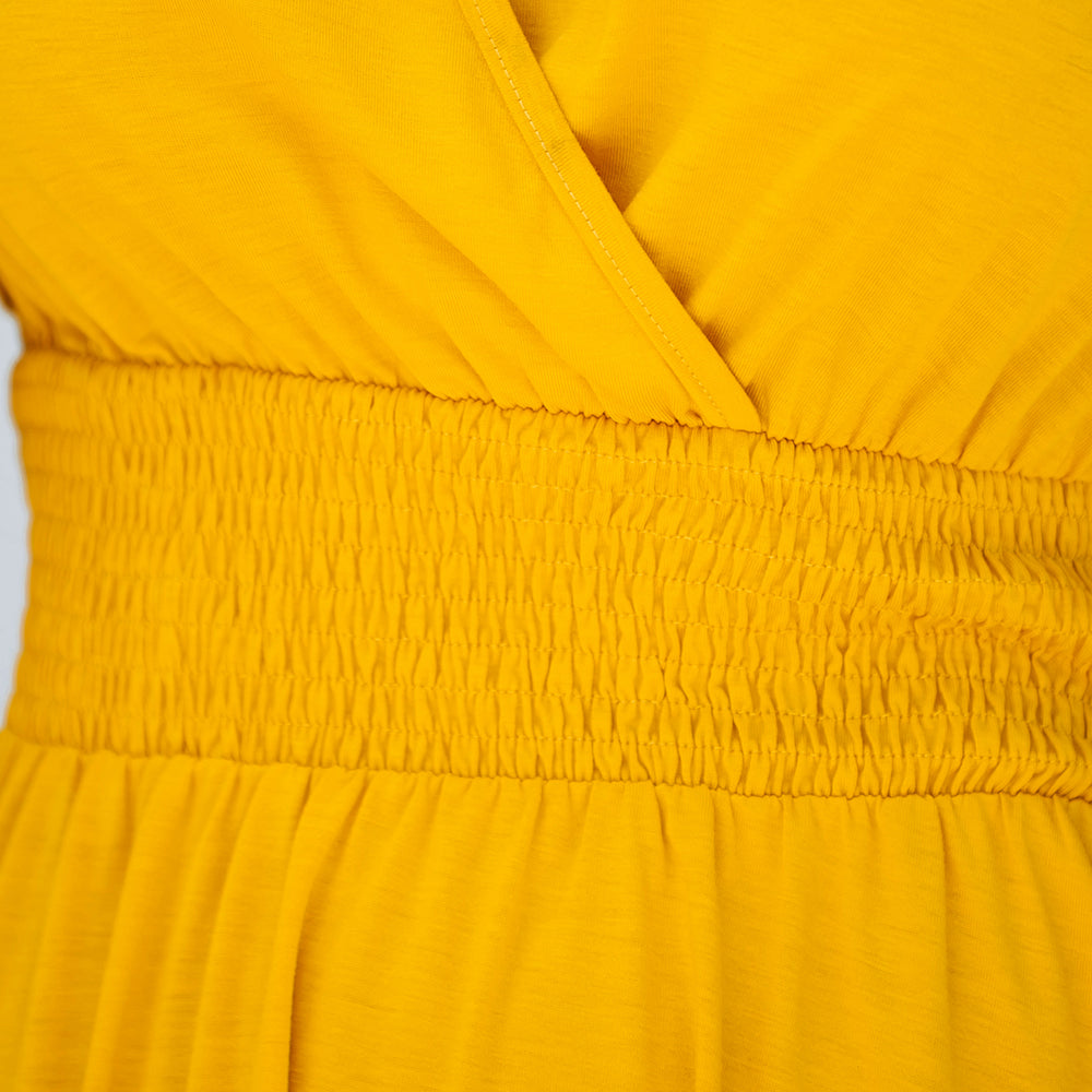 Vestido Amarillo Corto Informal de Manga Casquillo con Cintura Fruncida y Cuello en V