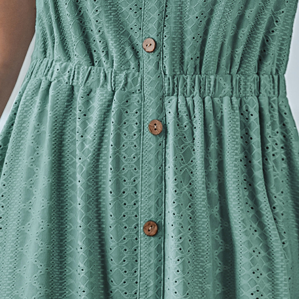 Short Embroidered Dress with Buttons and Round Neck