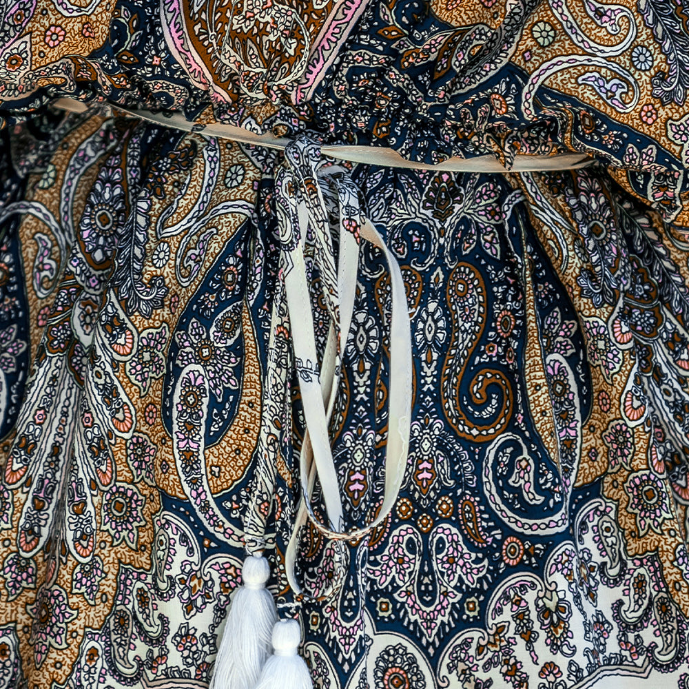 Vestido Corto con Estampado de Cachemir de Manga Dolman