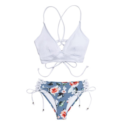 Bikini with Floral Print and Laces - Medium Waist